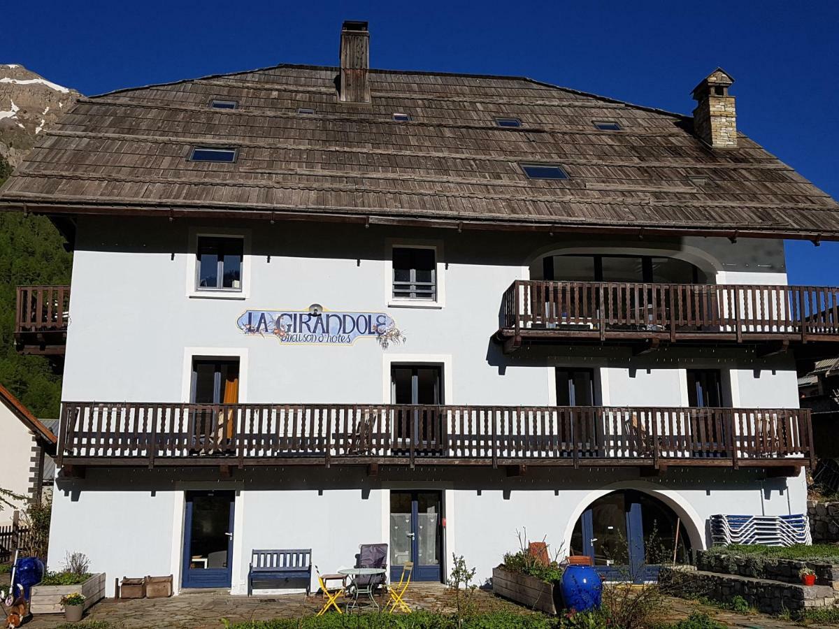 La Girandole Chambre D'Hotes Et Location D'Appartement Arvieux Eksteriør billede